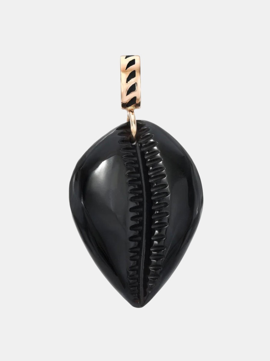 Accessories DEZSO | Classic Carved Cowry Charm